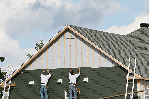 Professional Siding Contractor technician working in Smithfield, PA